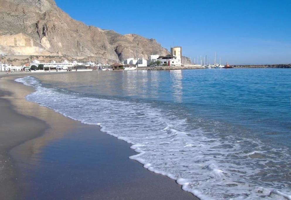 אגוואדולסה Apartamento En Primera Linea De Playa, Frente Al Puerto De Aguadulce מראה חיצוני תמונה